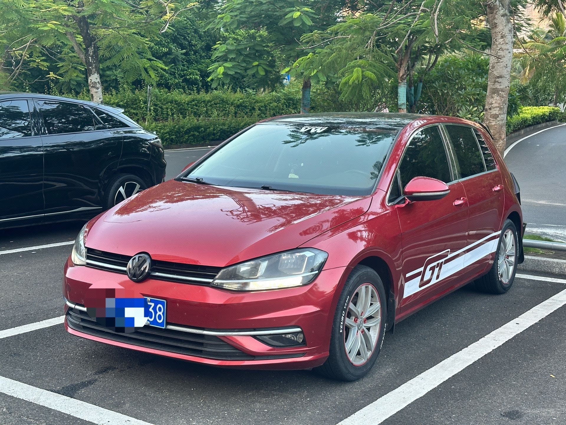 2018 2018 car image