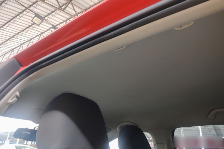 Volkswagen Polo 2016 car image #18