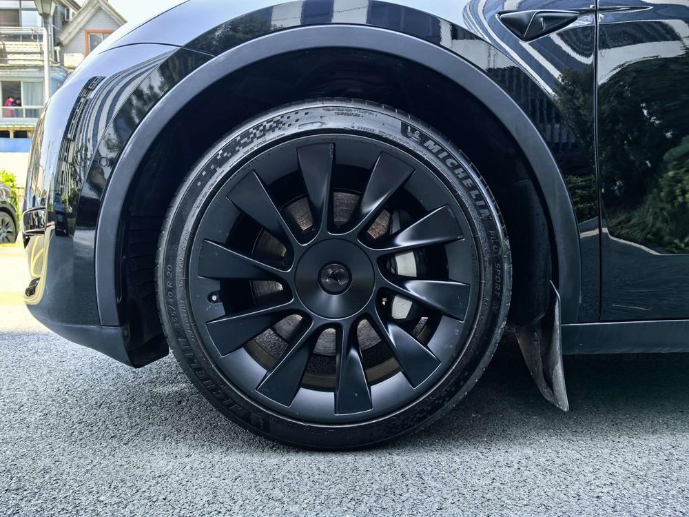 Tesla Model Y 2021 #8 Tesla Model Y 2021 car image #8