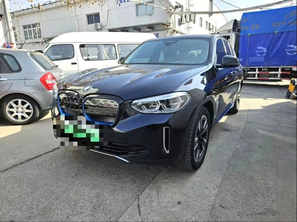 BMW iX3 2021 car image 