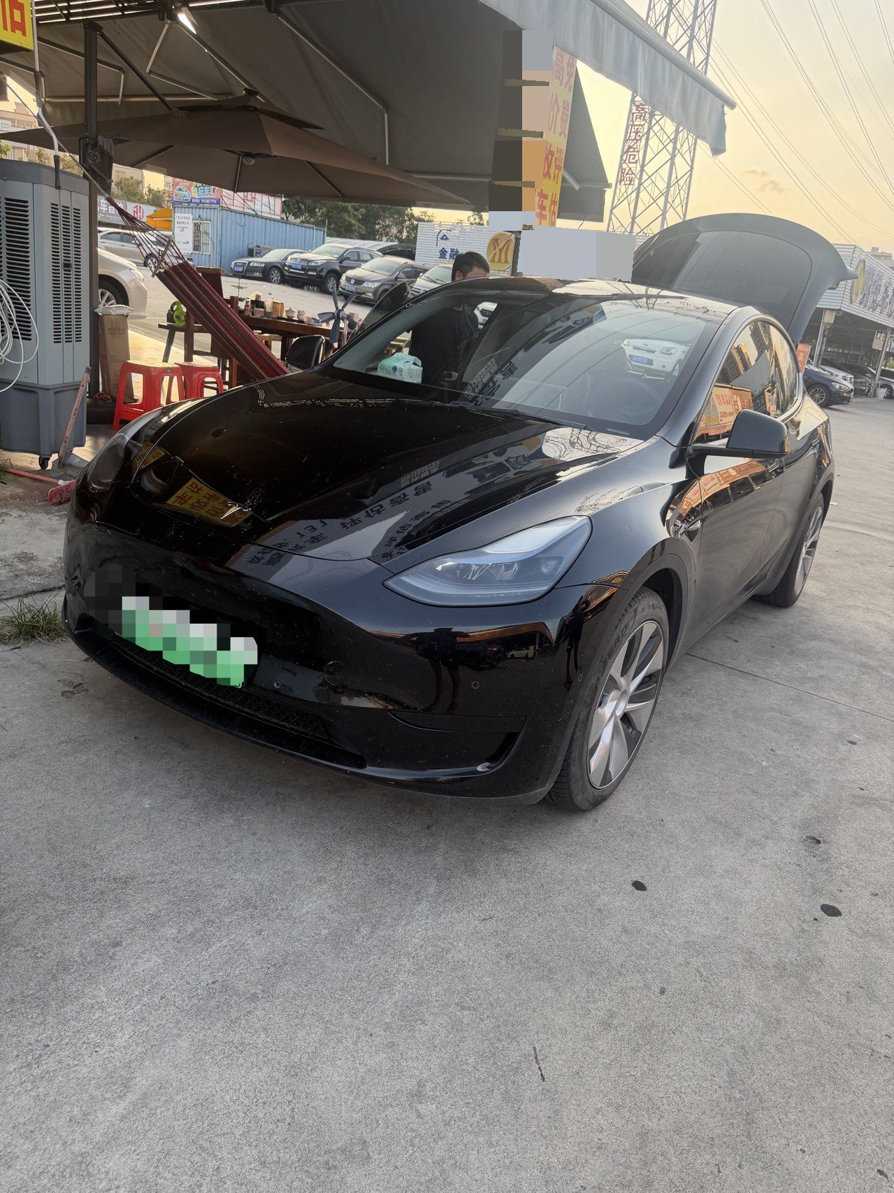 Tesla Model Y 2022 Tesla Model Y 2022 car image