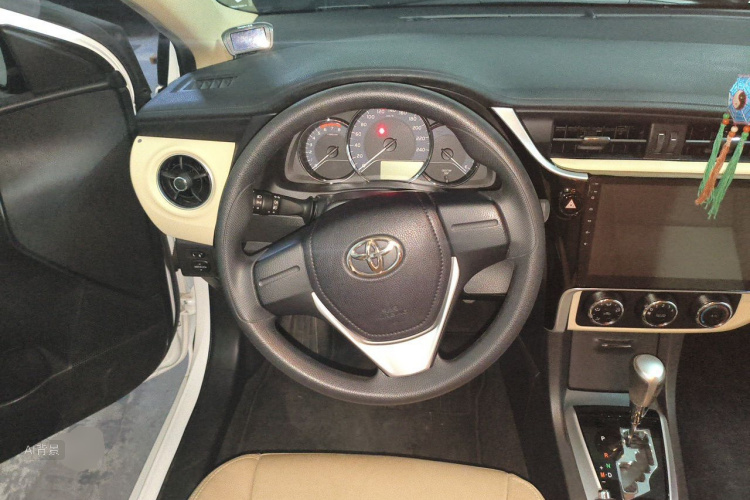 Toyota Corolla 2018 #12 Toyota Corolla 2018 صورة سيارة #12