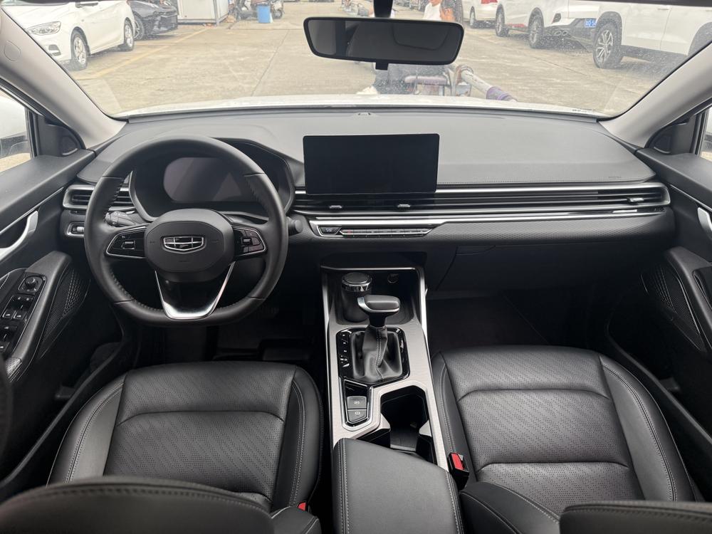 GEELY Emgrand 2023 изображение автомобиля #10
