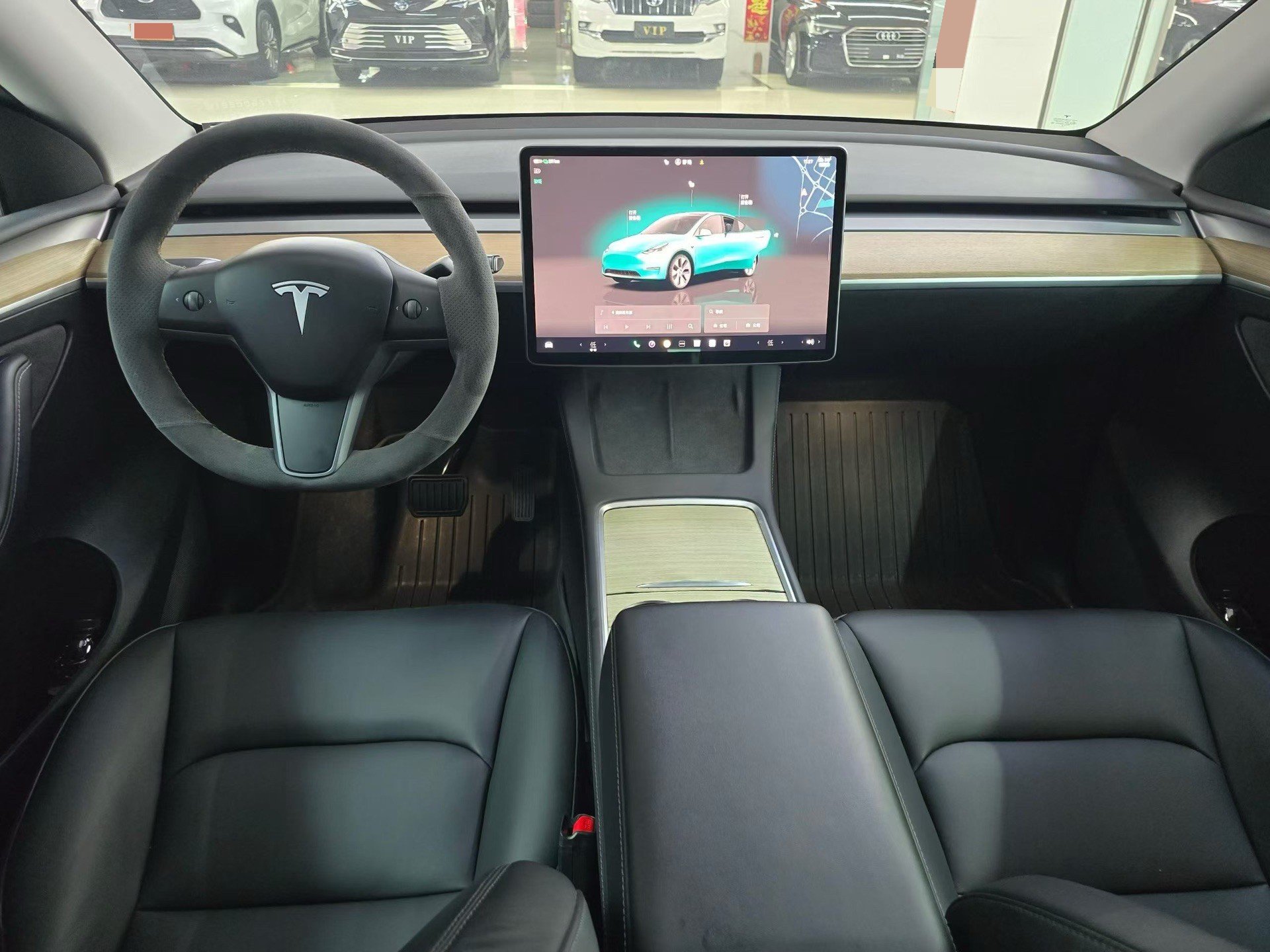 Tesla Model Y 2023 #6 Tesla Model Y 2023 car image #6