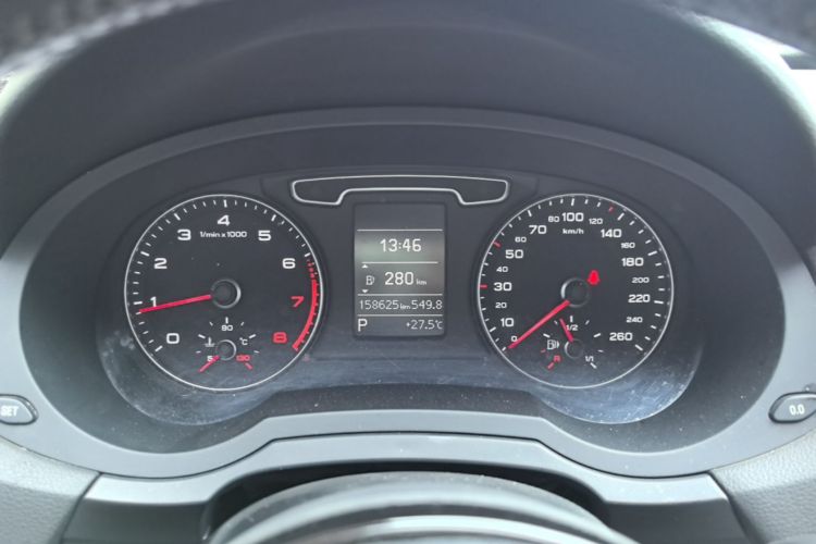 Audi Q3 2015 #16 Audi Q3 2015 car image #16