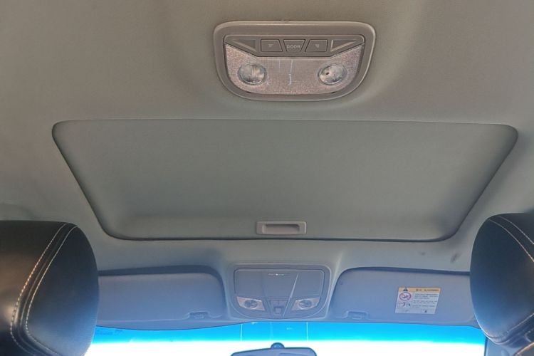 GEELY Emgrand 2016 car image #18