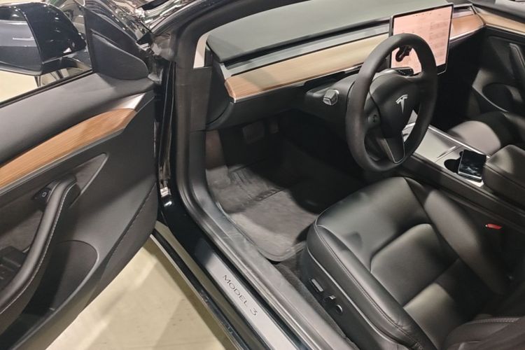 Tesla Model 3 2023 #16 Tesla Model 3 2023 car image #16