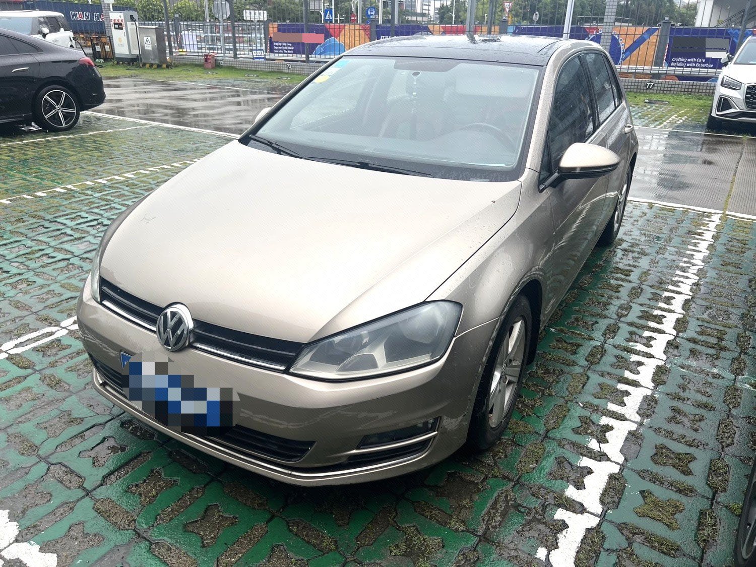 2014 2014 car image