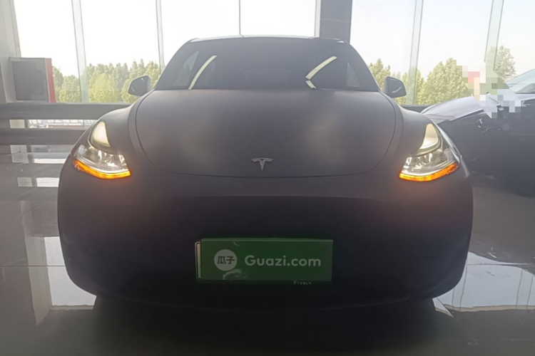 Tesla Model Y 2024 #3 Tesla Model Y 2024 car image #3