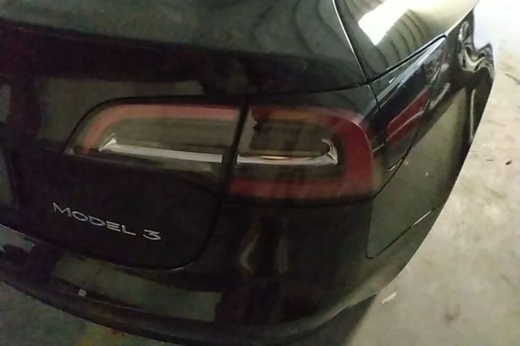 Tesla Model 3 2023 car image #8