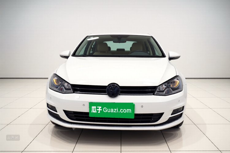 Volkswagen Golf 2017 car image #3