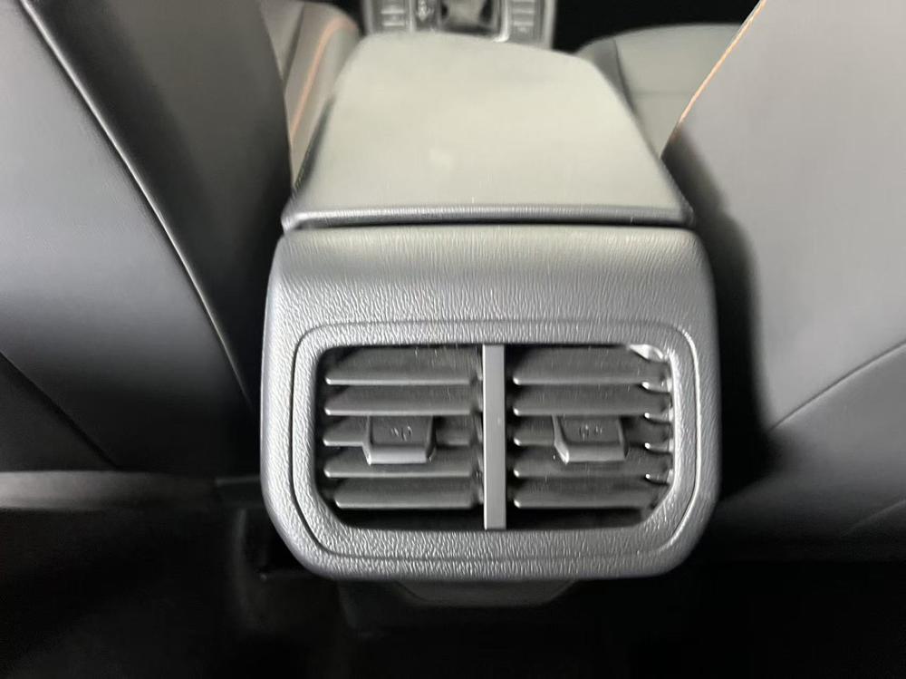 Volkswagen Bora 2022 car image #11