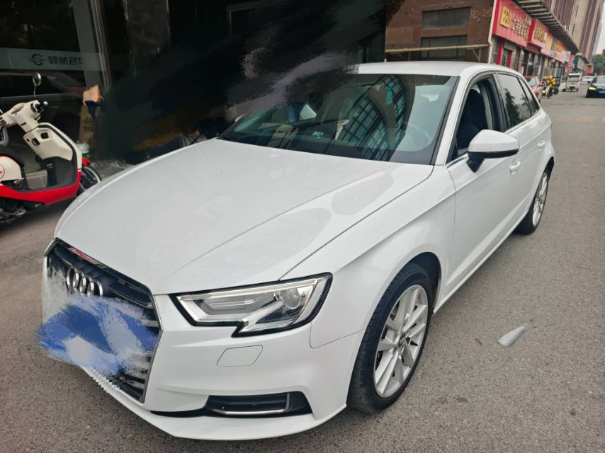 Audi A3 2019 car image 