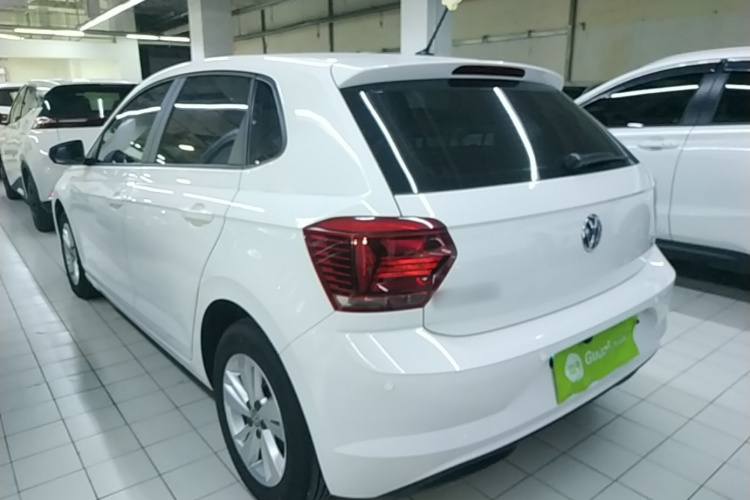 Volkswagen Polo 2020 car image #5