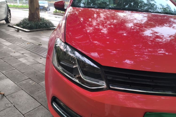 Volkswagen Polo 2016 car image #8