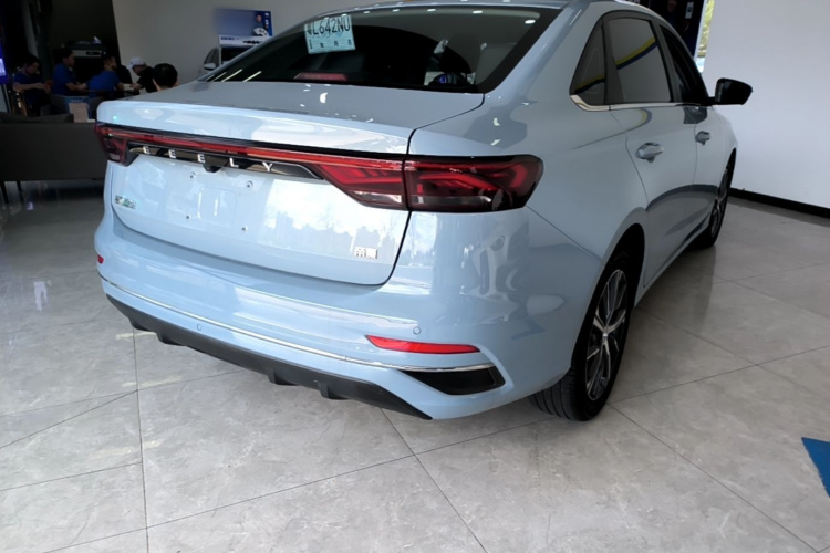 GEELY Emgrand 2023 #7 GEELY Emgrand 2023 car image #7
