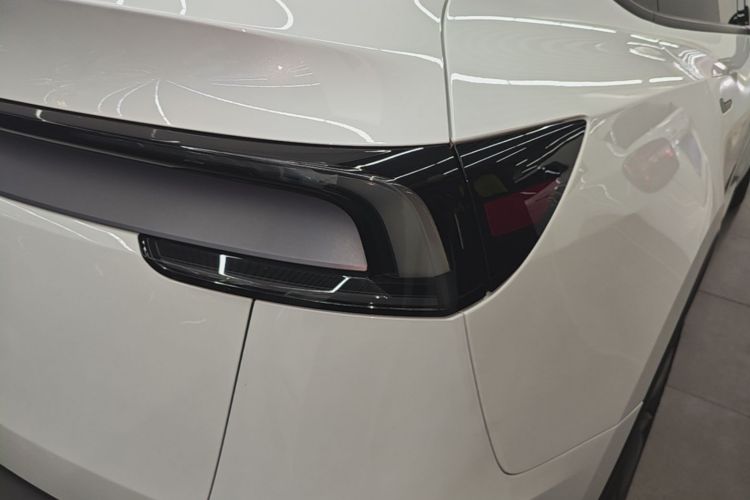 Tesla Model Y 2025 #8 Tesla Model Y 2025 imagen de coche #8