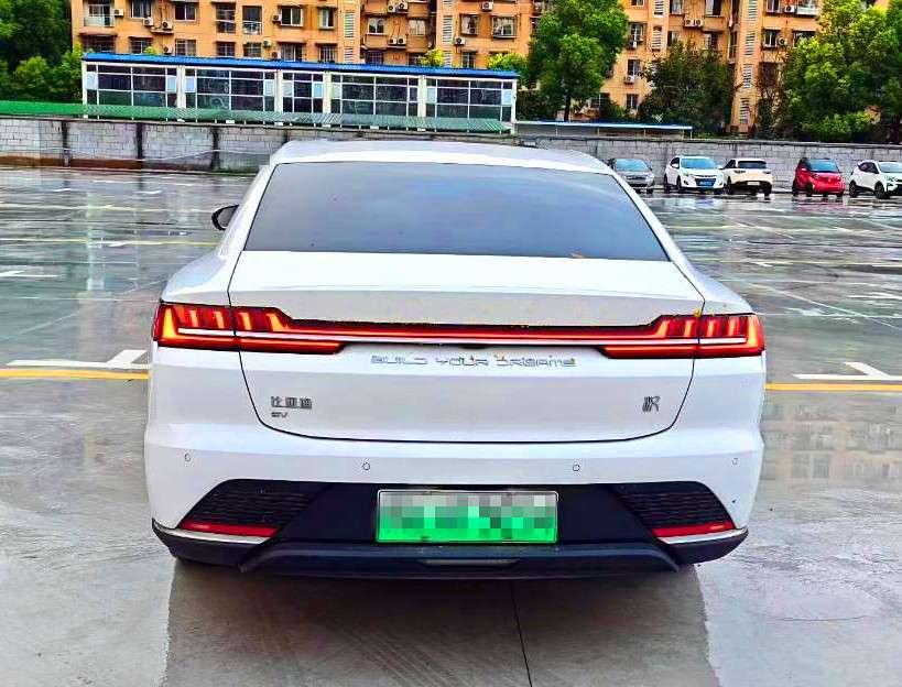 BYD Han 2022 car image #3