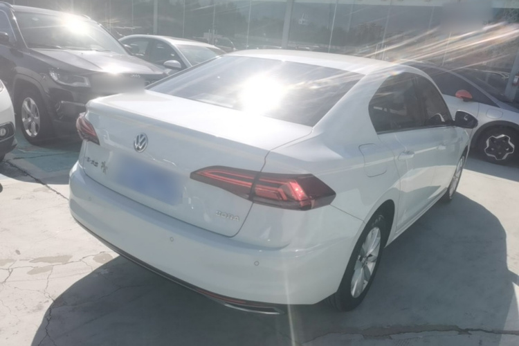 Volkswagen Bora 2020 car image #5