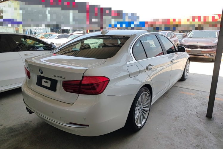 BMW 3 Series 2018 #7 BMW 3 Series 2018 car image #7