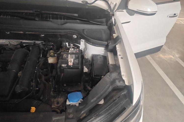 Volkswagen Tharu 2021 car image #24