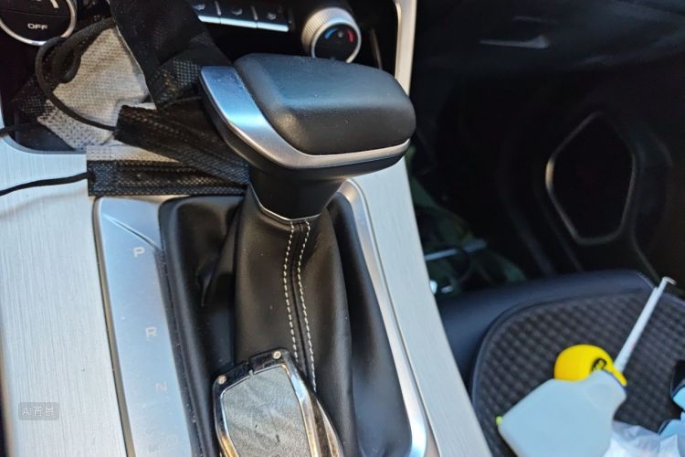 GEELY Coolray 2025 #16 GEELY Coolray 2025 immagine di auto #16