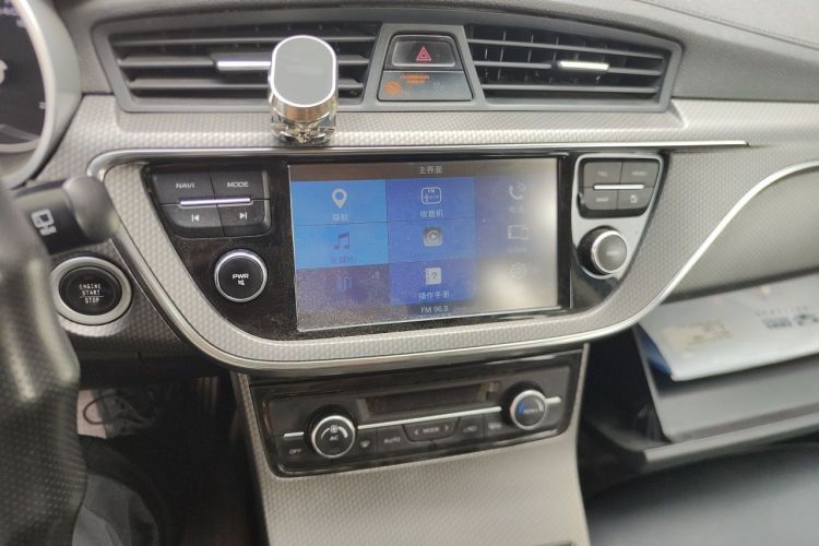 GEELY Emgrand GS 2016 #13 GEELY Emgrand GS 2016 car image #13