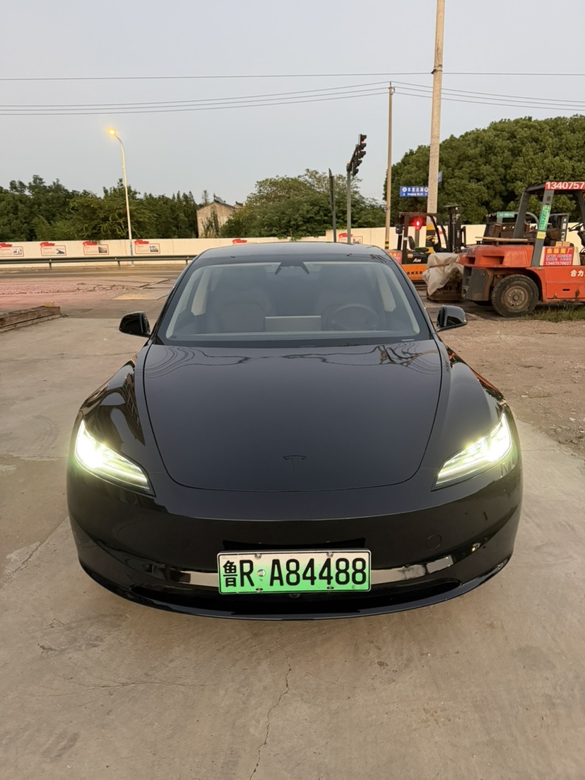 Tesla Model 3 2026 #7 Tesla Model 3 2026 car image #7