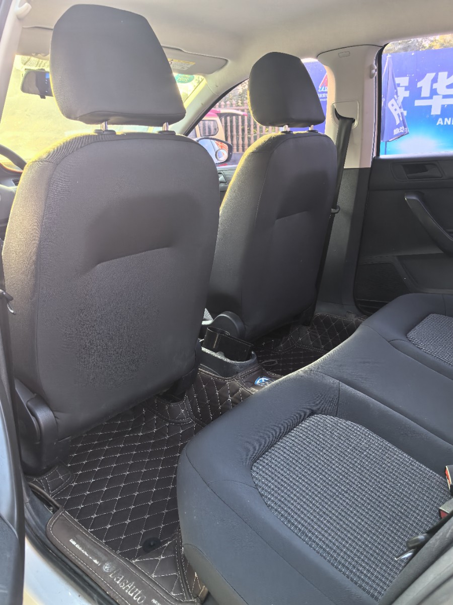 Volkswagen Santana 2018 car image #7