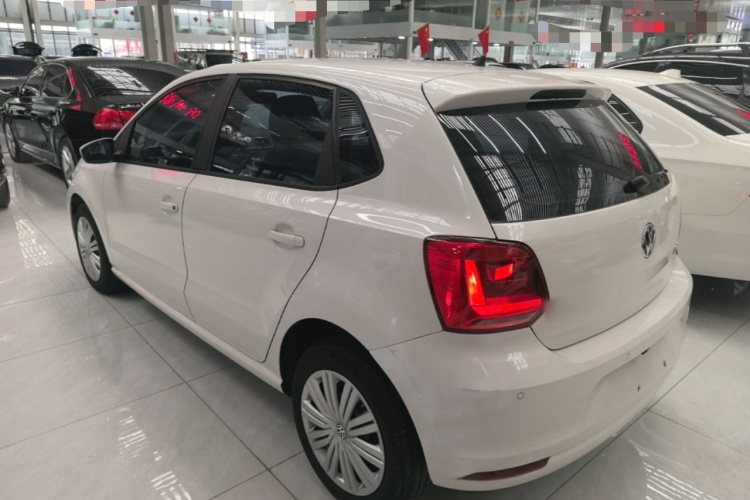 Volkswagen Polo 2017 #7 Volkswagen Polo 2017 car image #7