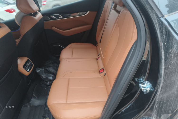 GEELY Boyue L 2025 car image #19