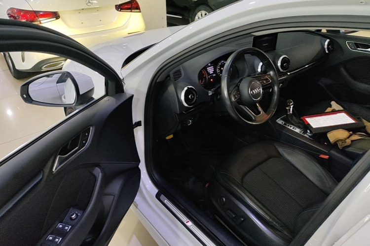 Audi A3 2019 #16 Audi A3 2019 car image #16