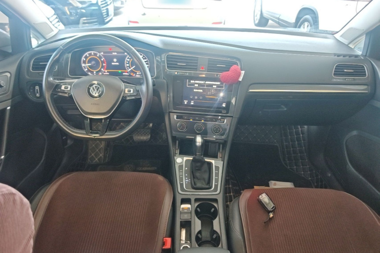 Volkswagen Golf 2019 #11 Volkswagen Golf 2019 car image #11