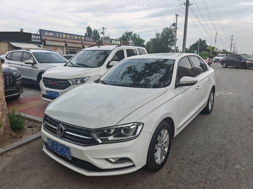 Volkswagen Bora 2018 immagine di auto 