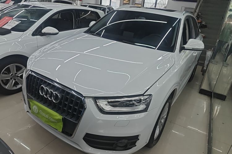 Audi Q3 2014 car image #2