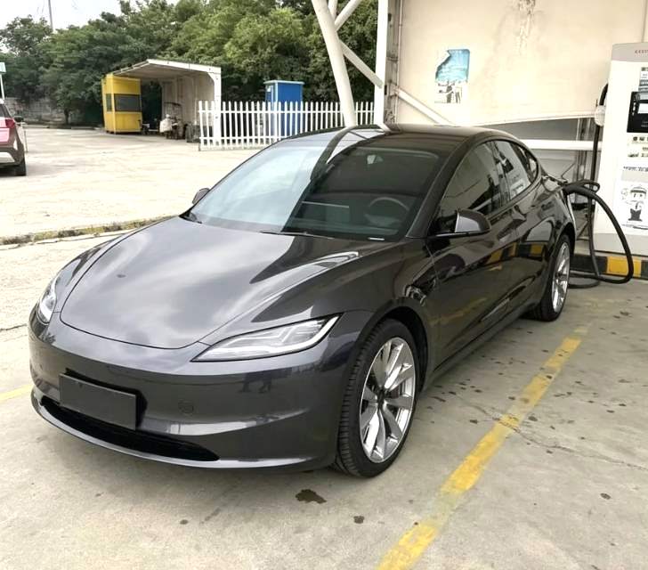 Tesla Model 3 2024 #3 Tesla Model 3 2024 car image #3