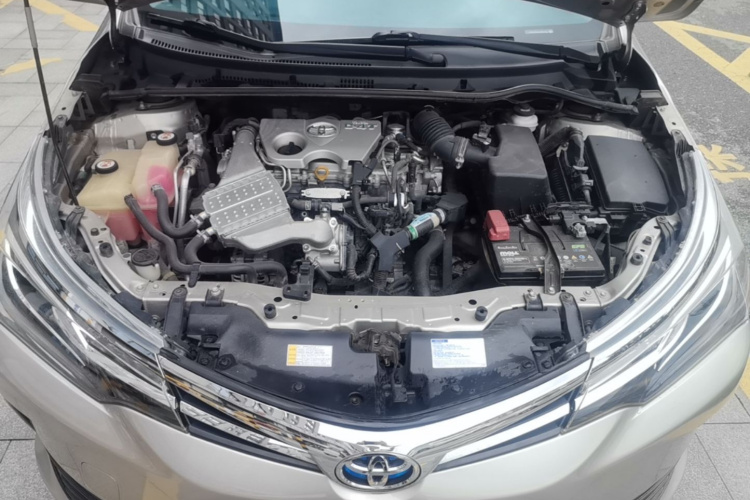 Toyota Corolla 2018 immagine di auto #20