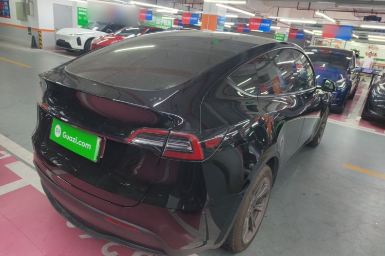 Tesla Model Y 2023 #7 Tesla Model Y 2023 car image #7