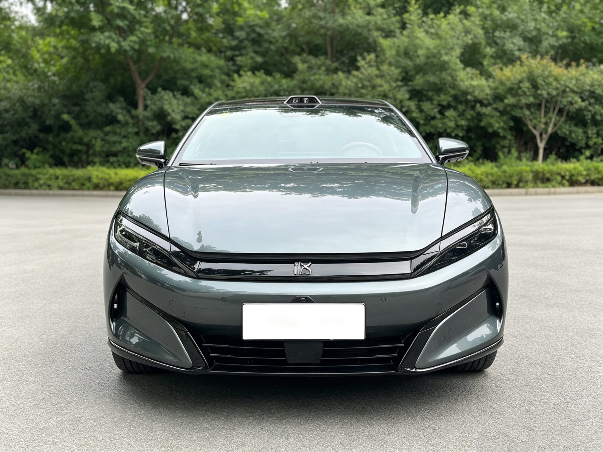 BYD HanL 2025 صورة سيارة #2