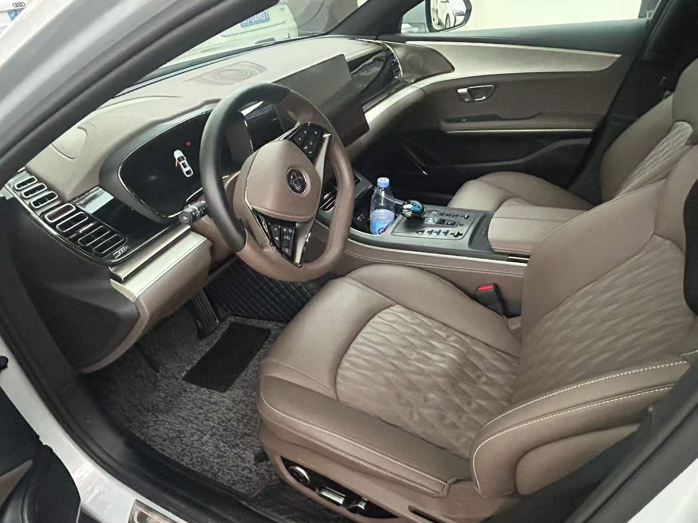 BYD Han 2025 #5 BYD Han 2025 immagine di auto #5