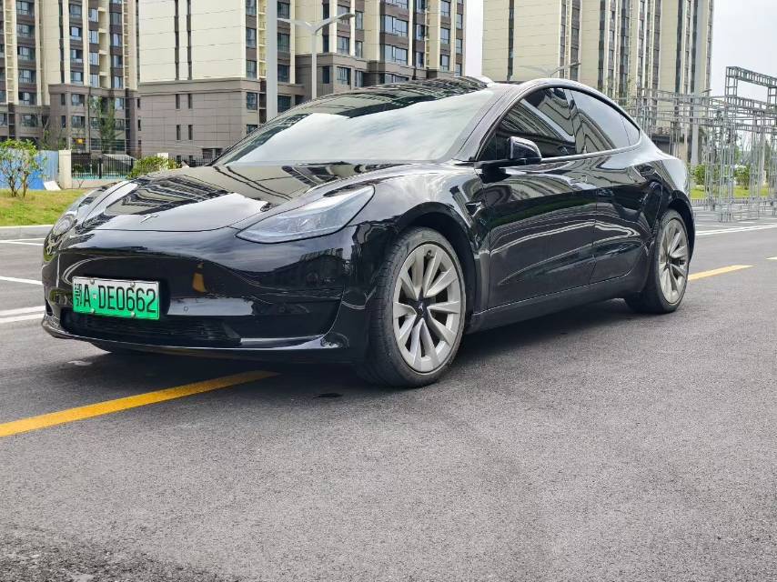 Tesla Model 3 2022 car image 