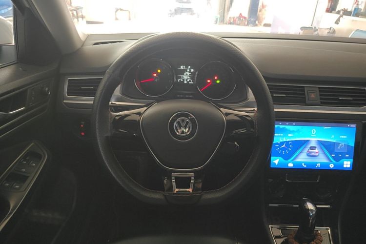 Volkswagen Bora 2022 image de voiture #15