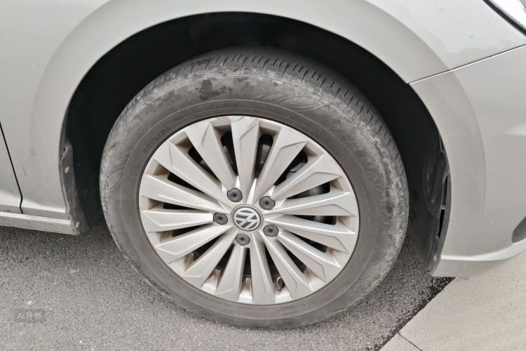 Volkswagen Lavida 2019 car image #9