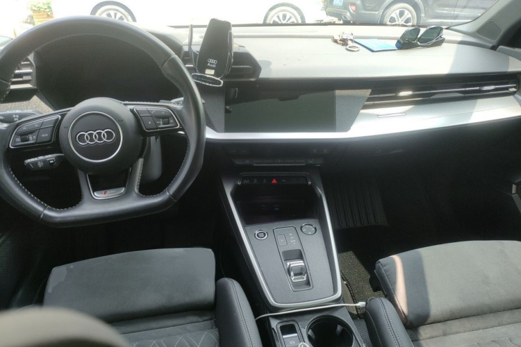 Audi A3 2022 immagine di auto #12