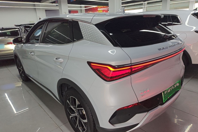 BYD Yuan Plus 2023 immagine di auto #5