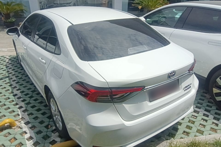 Toyota Corolla 2023 car image #5