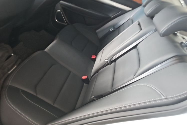 GEELY Emgrand 2020 #17 GEELY Emgrand 2020 car image #17