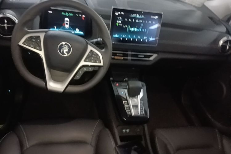 BYD Yuan New Energy 2020 car image #11