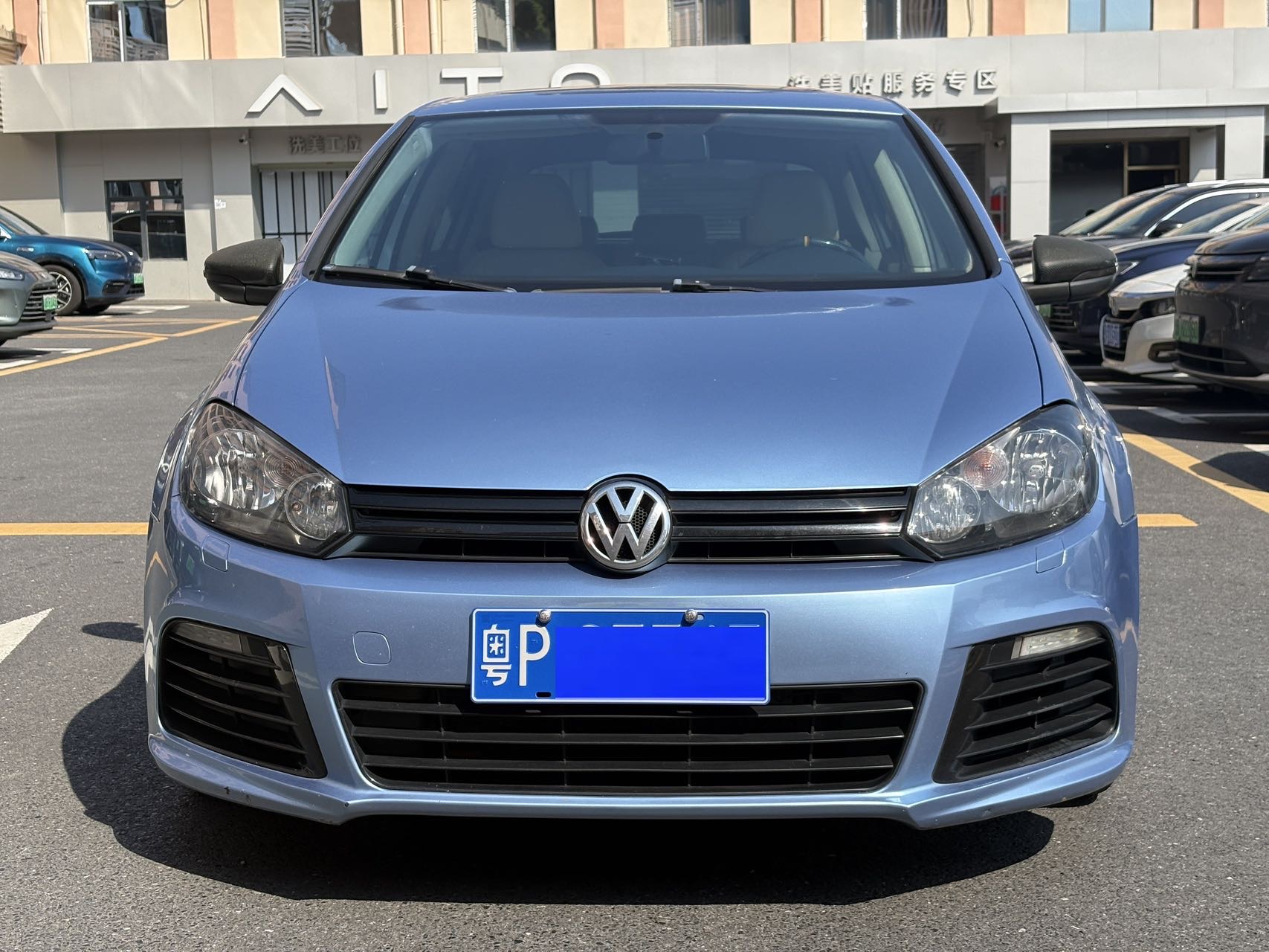 Volkswagen Golf 2010 #2 Volkswagen Golf 2010 car image #2