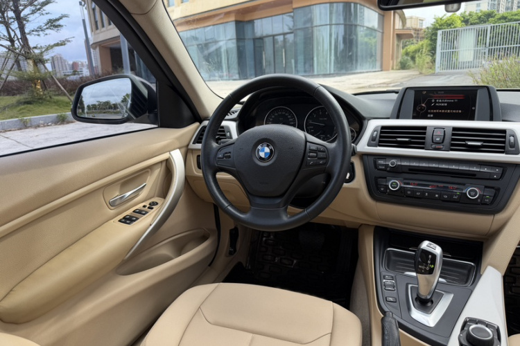 BMW 3 Series 2015 #19 BMW 3 Series 2015 car image #19
